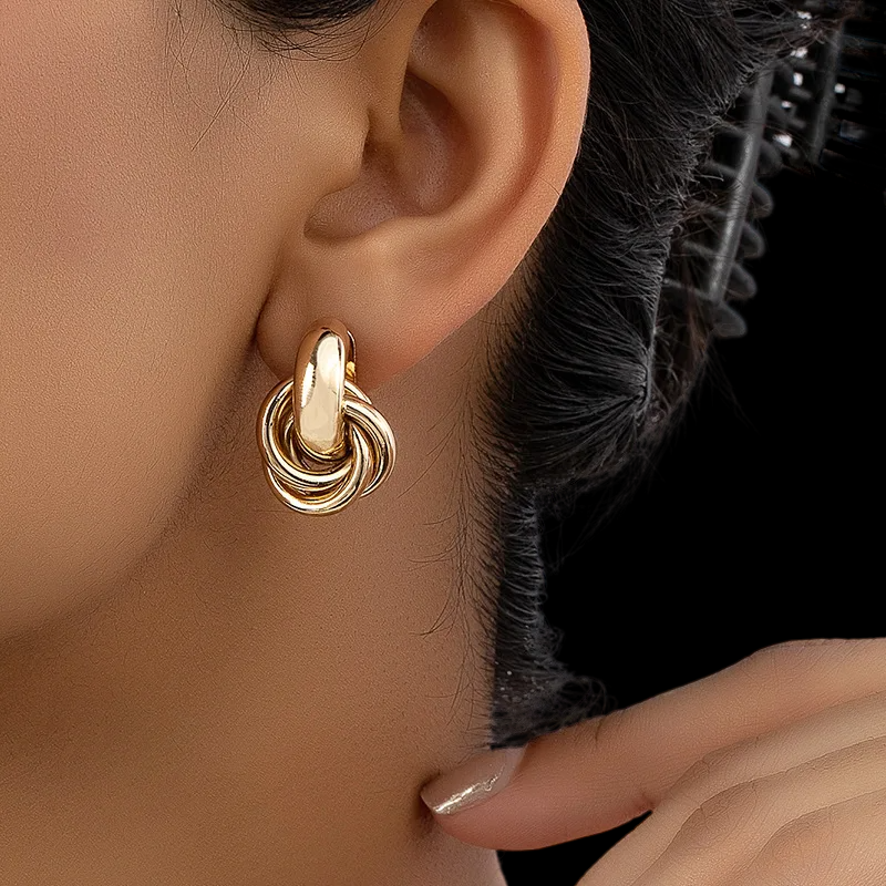 Ring Knot Earring